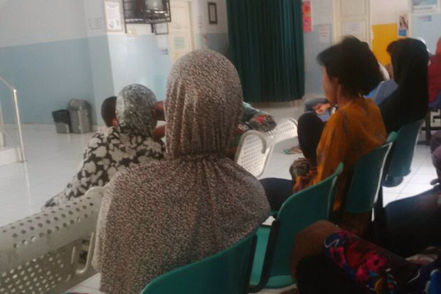 Dokter Lambat Datang,...