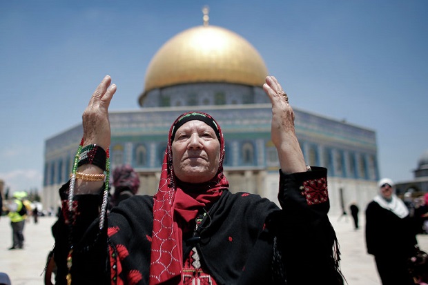Israel Larang Warga...