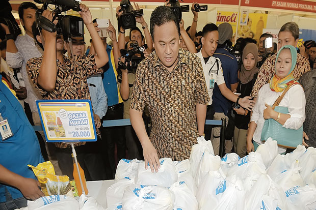 Pasar Murah Digelar...