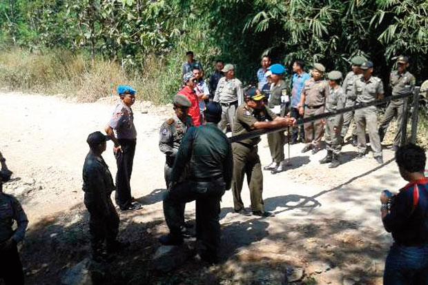 Satpol PP Jabar Tangani...