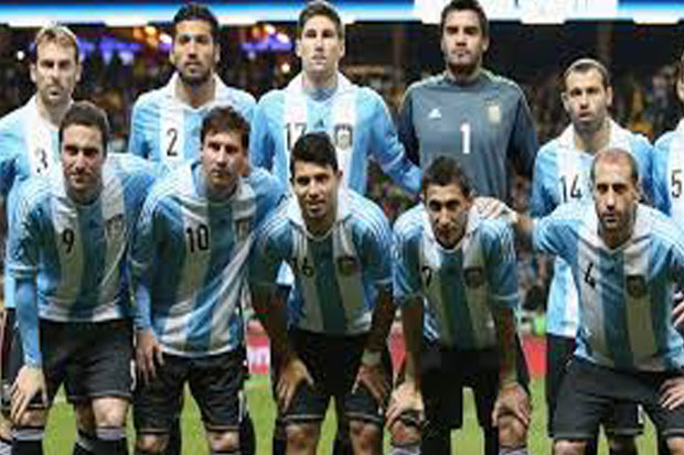 La Albiceleste Memburu...