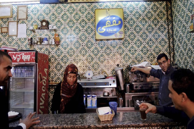 Razia Kafe yang Buka...