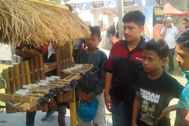 Empat Pelajar SMK Ciptakan...