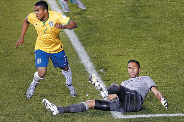 Douglas Costa Segera...