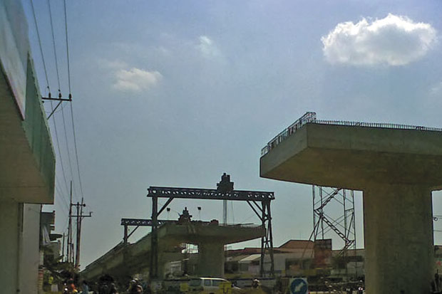 Proyek Flyover Palur...
