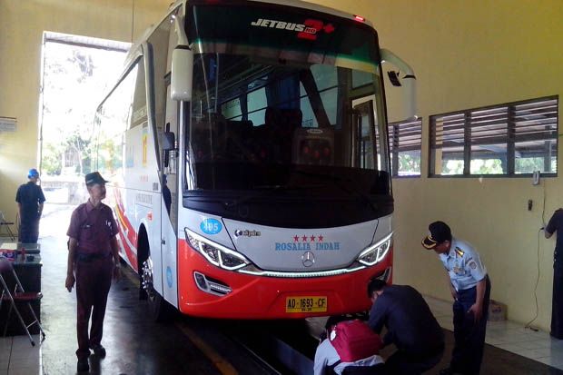 Jelang Lebaran, Ratusan...