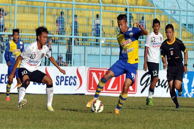 Arema vs Bali United:...