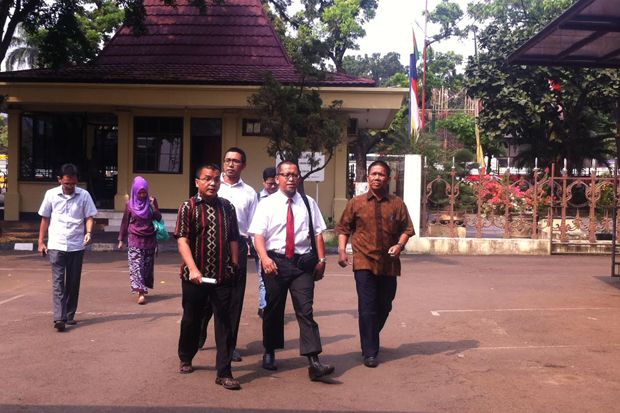 Denny Indrayana Penuhi...
