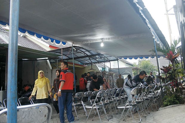 Coba Pasrah dan Ikhlas...