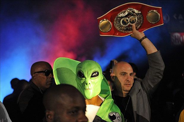 Hopkins, Si Alien Mulai...