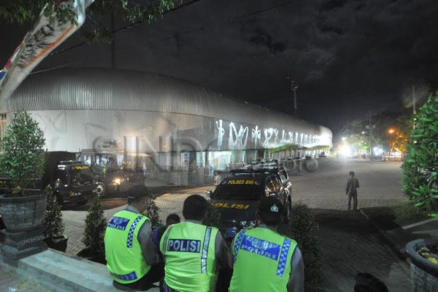 Pertandingan Batal,...