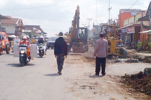 Proyek Jalan Telan Rp9,89...