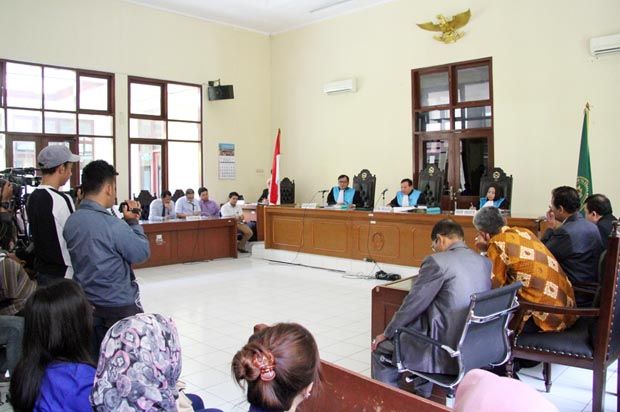 PSSI Serahkan Bukti...