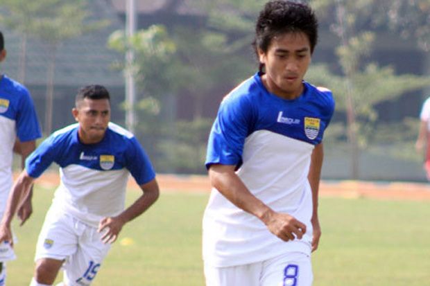 Gelandang Mungil Persib...
