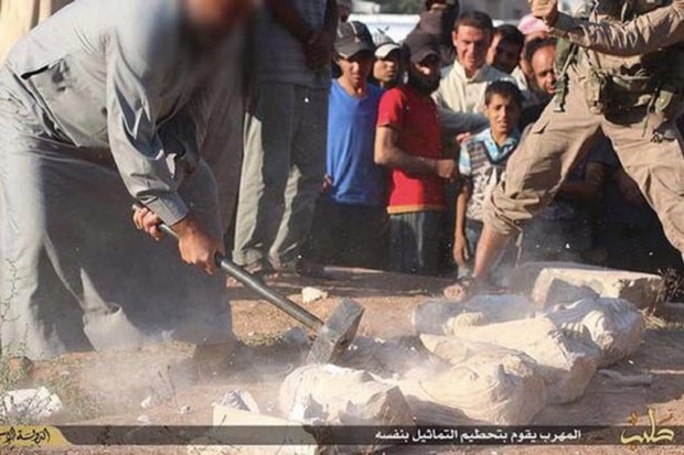 ISIS Hancurkan 6 Patung...