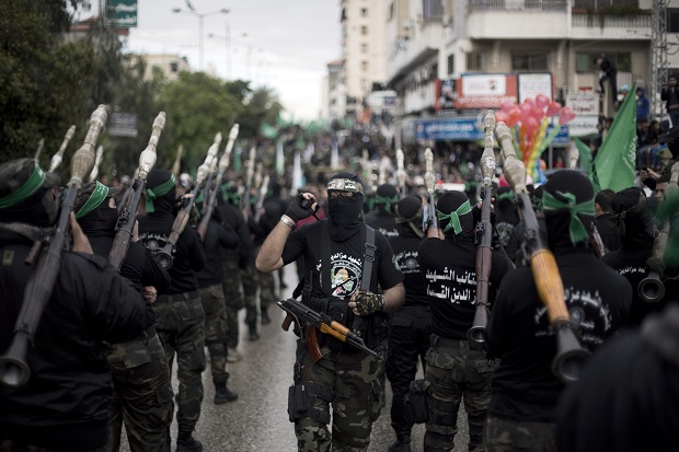 Otoritas Palestina Amankan...
