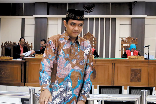 Ikmal Jaya Dituntut...