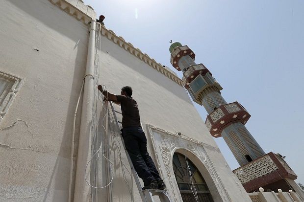 Ledakan di Masjid Suriah...