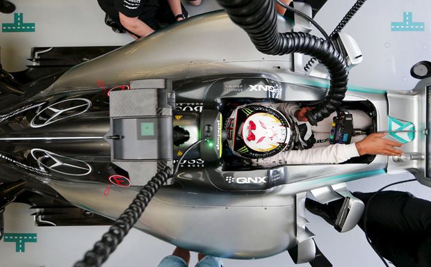 Mercedes Tekan Intensitas...