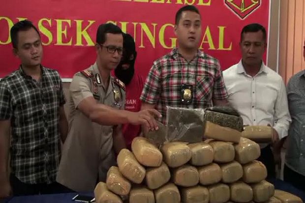 Pemudik Lebaran asal...