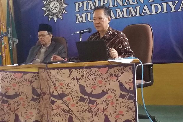 Warga Muhammadiyah Lebaran...
