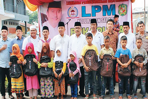 Camat Medan Barat Pererat...