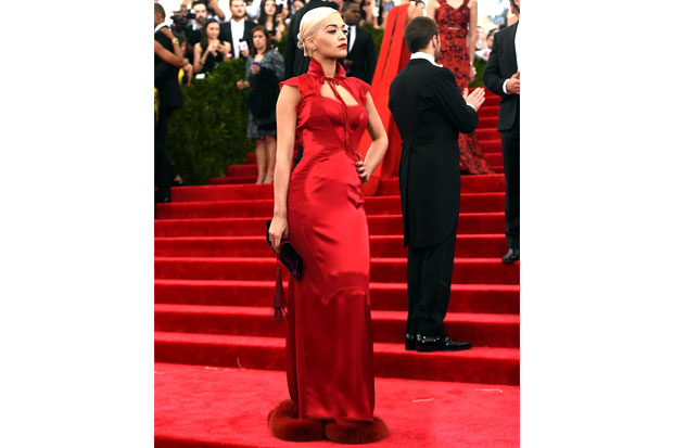 Rita Ora Wanita Paling...