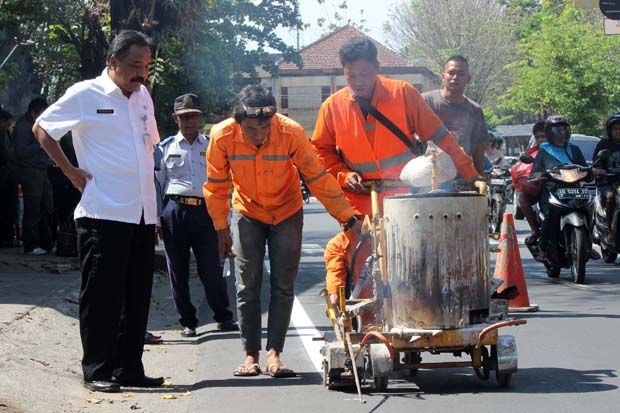 Jelang Arus Mudik, Pemasangan...