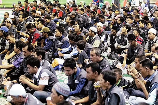 Loper Koran Se-DKI Buka...