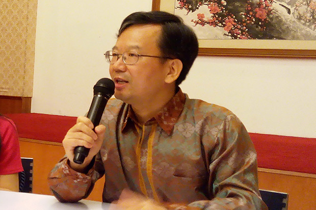 Pemerintah China Bantah...