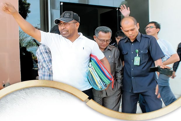 KPK Tangkap Tiga Hakim...