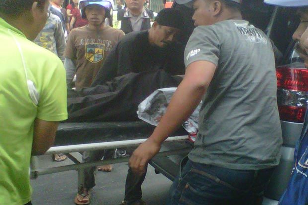 Tragis, Hendak Tikung...