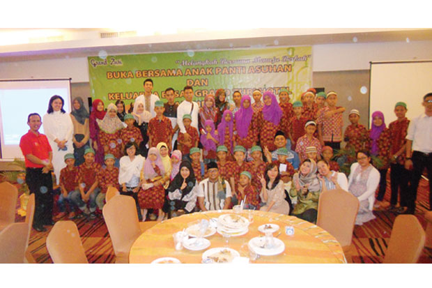 Grand Zuri Hotel Buka...
