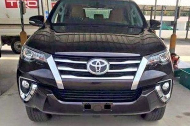 Ini Tampang Toyota Fortuner...