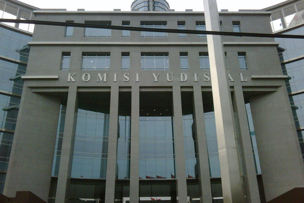 Komisioner KY Akan Penuhi...