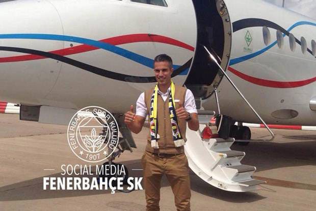 Mendarat di Fenerbahce,...