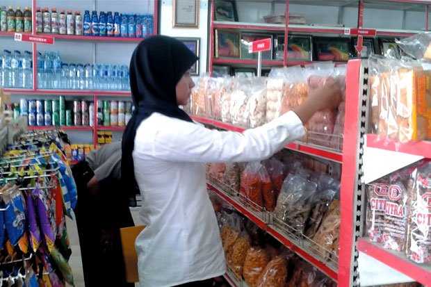 Awas,Pangan Kedaluwarsa...