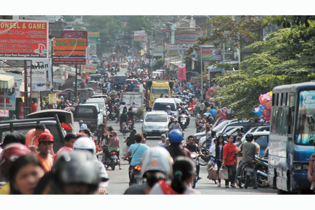 Banyak Pasar Tumpah...