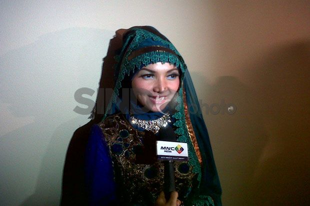Roro Fitria Jual Kaftan...