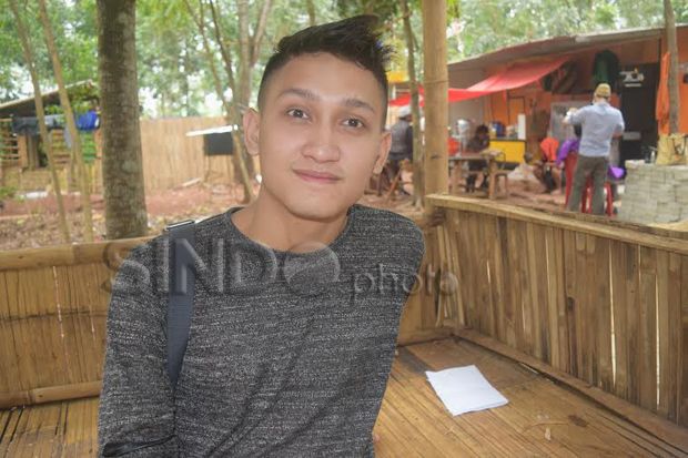 Curhat dan Selfie Cara...