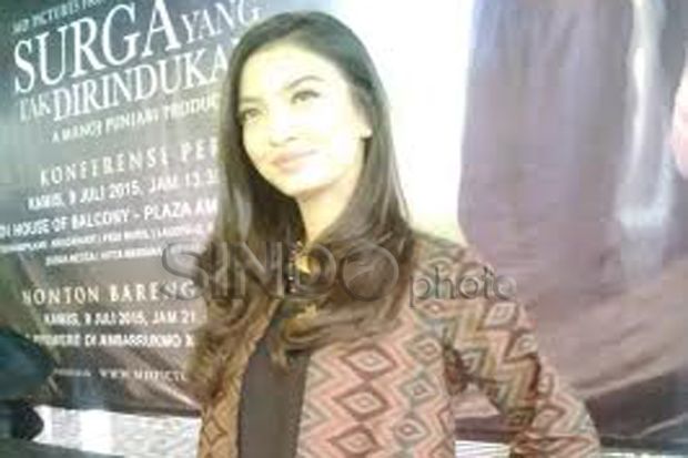 Raline Shah Jatuh Cinta...