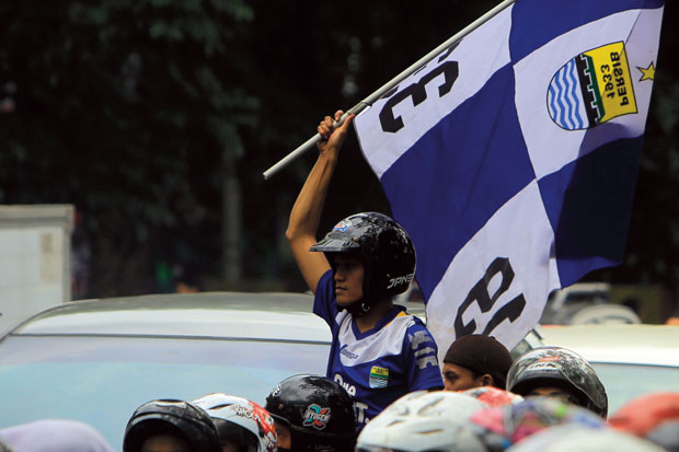 Antara Terjun ke Bisnis...