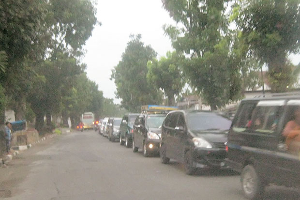 Jalan Siantar-Medan...