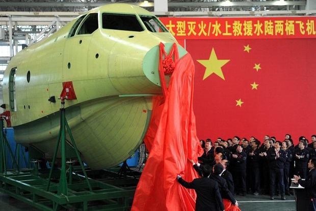China Bangun Pesawat...