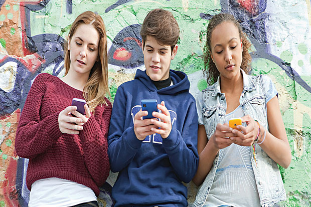 Smartphone Ganggu Waktu...