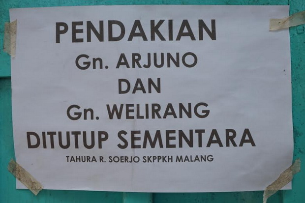 Hutan Terbakar, Pendakian...