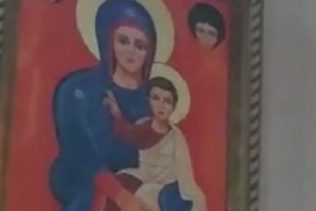 Bibir Maria di Lukisan...