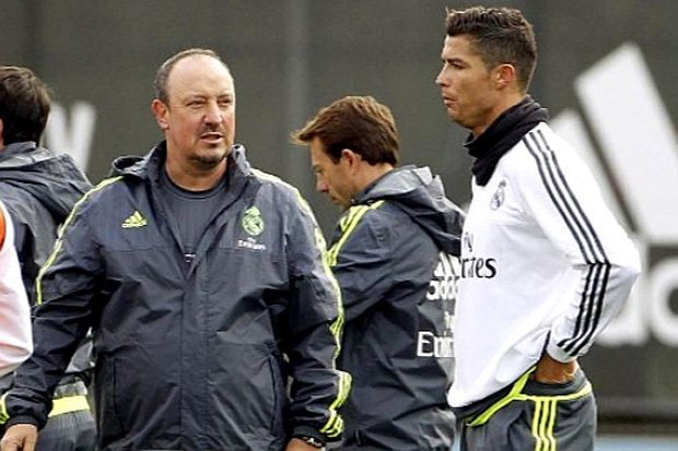 Keretakan Hubungan Benitez-Ronaldo...