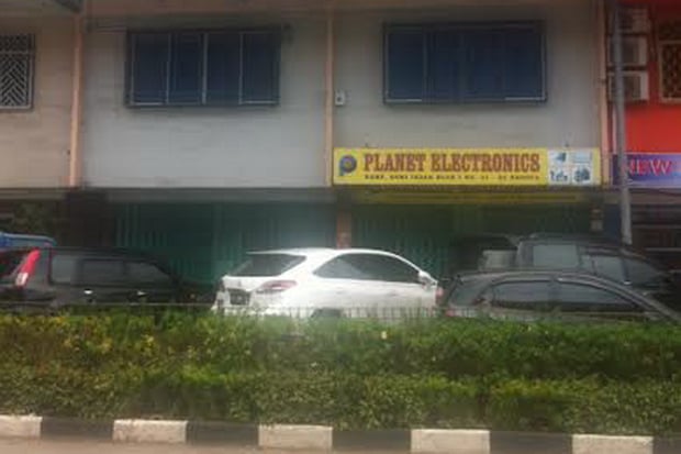Money Change Planet...