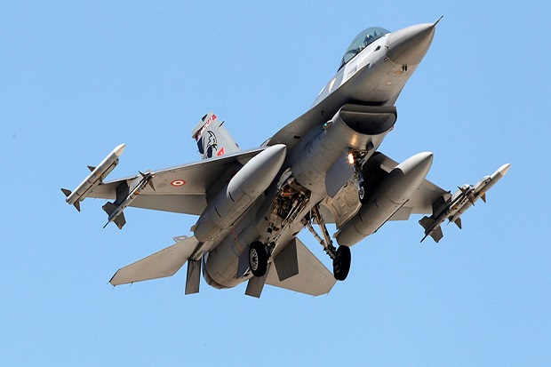 Klaim Gempur ISIS, Jet...